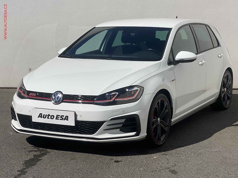 Volkswagen Golf (2019) 2.0 TSi, GTi, DSG, 180kW, - fotka 3 z 19