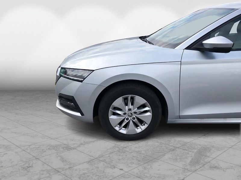 Škoda Octavia 2.0 TDi AMBITION - fotka 10 z 28