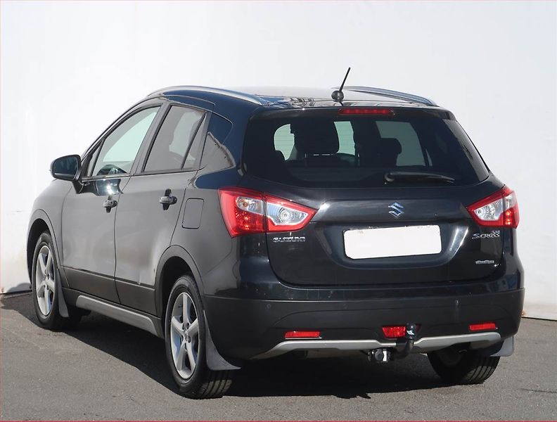 Suzuki SX4 S-Cross (2016) 1.6 VVT, 4X4, Serv.kniha - fotka 4 z 19
