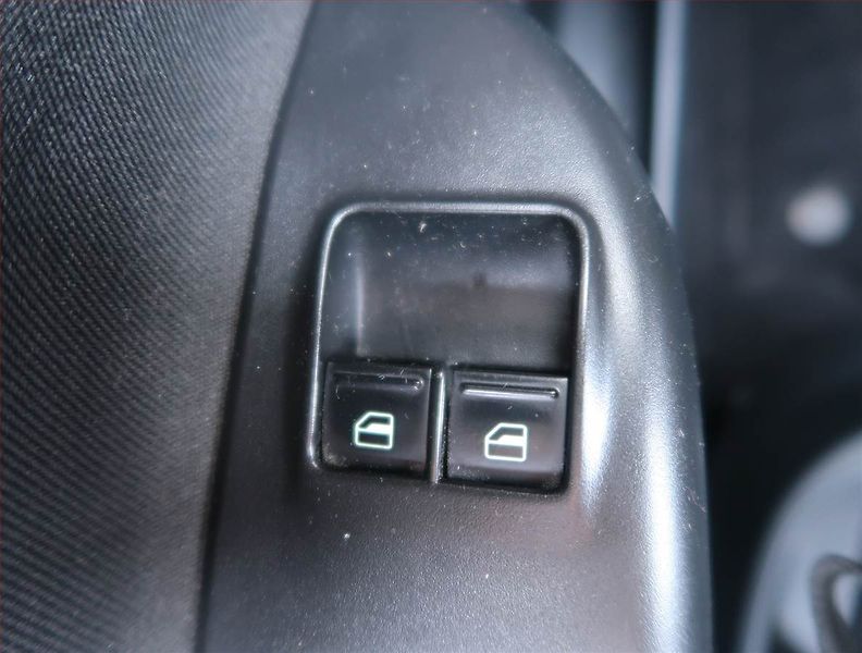 Škoda Octavia (2011) 1.6, Serv.kniha - fotka 14 z 14