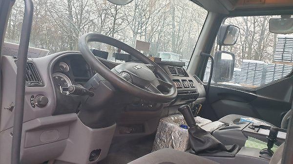 DAF LF (2007) 45.220 (12t, 6.2m +HR Fassi - fotka 9 z 19