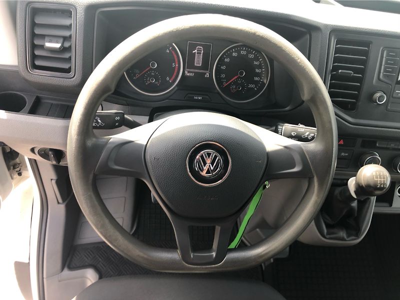 Volkswagen Crafter 2.0 TDI L2H2 - fotka 18 z 30