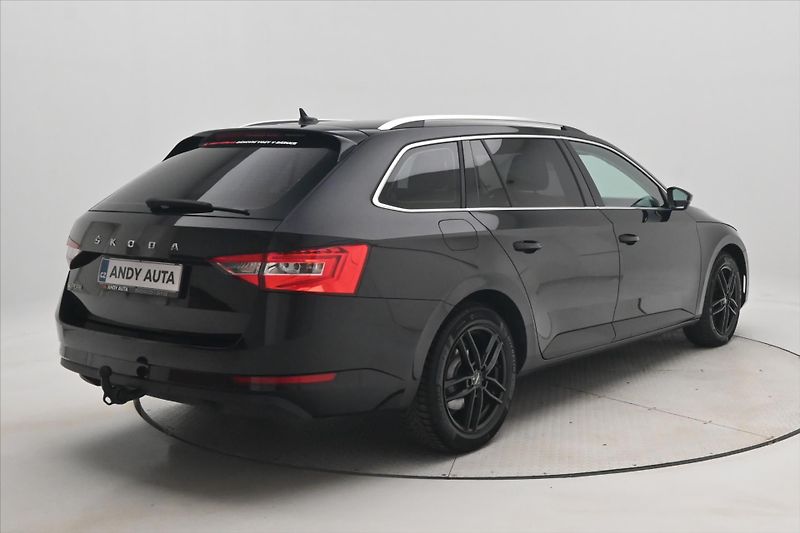 Škoda Superb 2,0 TDI 110 kW DSG Style Záruk - fotka 5 z 32