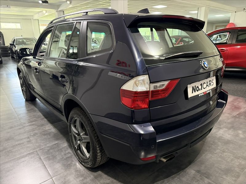 BMW X3 2,0   D 130kW XD AUTOMAT KůŽE - fotka 4 z 43