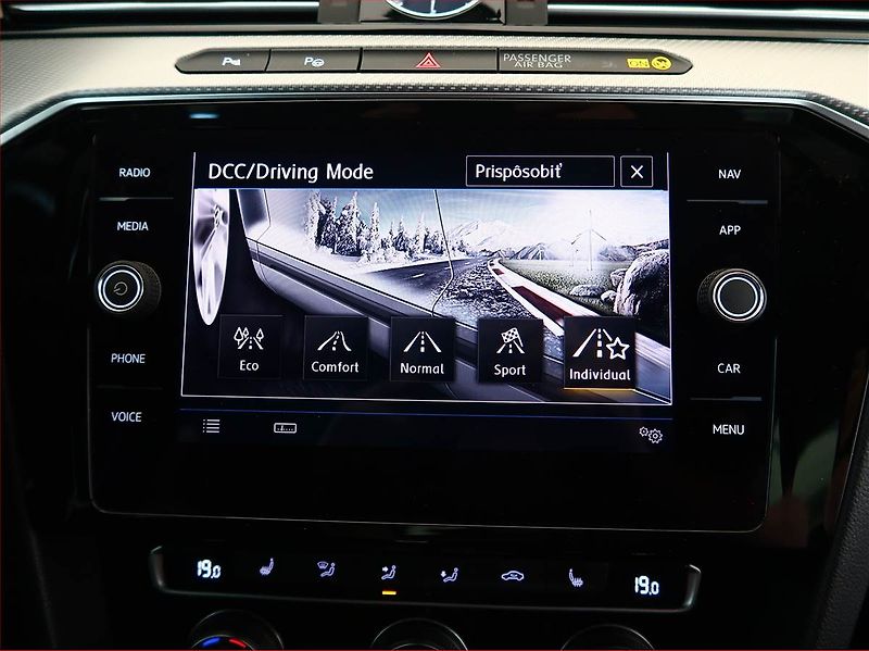 Volkswagen Arteon (2018) R-line 2.0 TDI, Automat - fotka 18 z 19