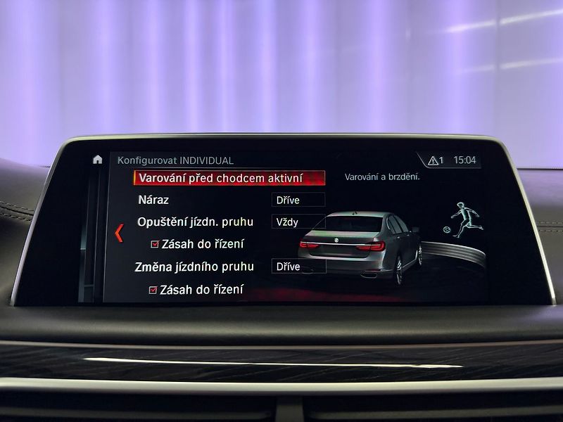 BMW Řada 7 750d xDrive M-PAKET, LASER, H& - fotka 22 z 40