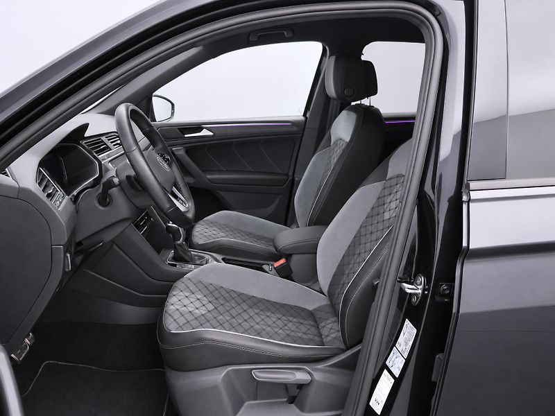 Volkswagen Tiguan 2.0 TDI 110kW DSG 4x4 R-Line D - fotka 11 z 33