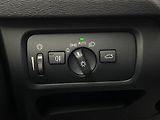 Volvo V40 D4 SUMMUM AUT CZ REZERVACE - náhled 29