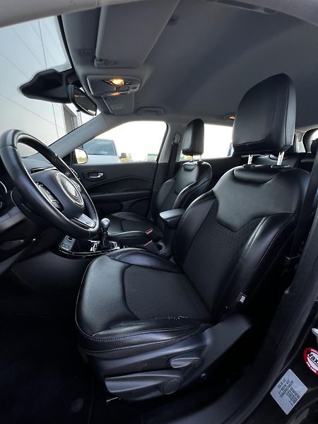 Jeep Compass 1.4 MultiAir Night Eagle TZ - fotka 6 z 18