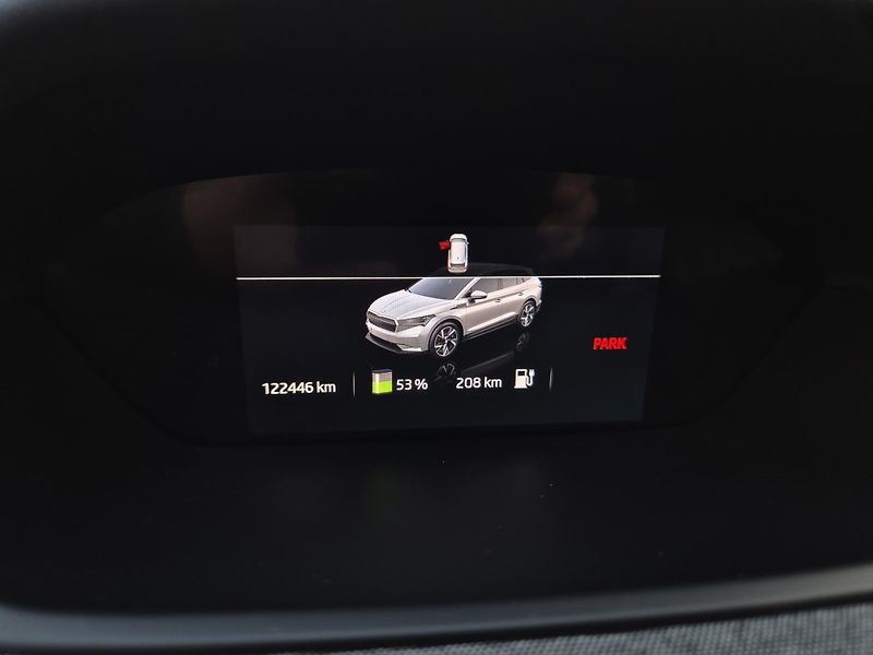 Škoda Enyaq ZAMLUVENO ! TZ SOH 98% - fotka 46 z 46