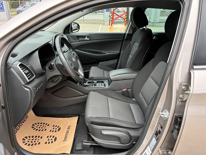 Hyundai Tucson 1.6T-GDI 130kW REZERVACE - fotka 11 z 40