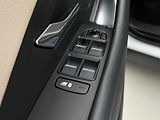 Jaguar E-Pace P250 AWD AUT - náhled 43