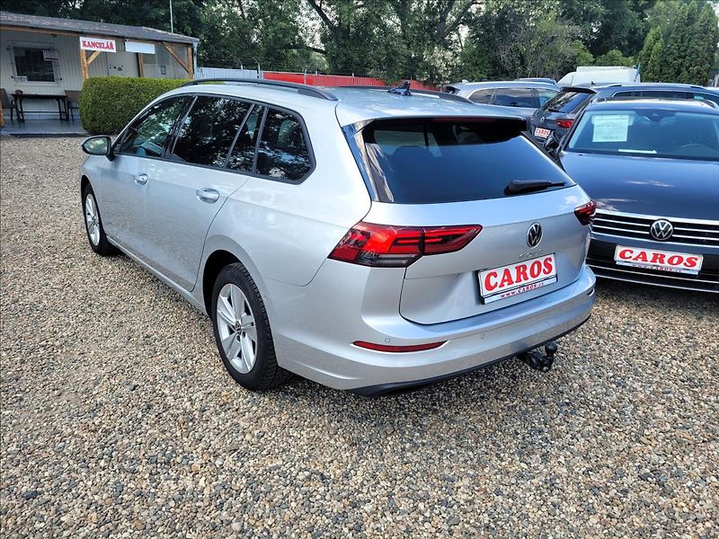 Volkswagen Golf 2,0 TDI,Life,navi,výhřev,klima - fotka 5 z 50