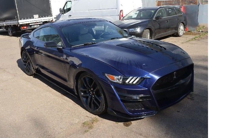 Ford Mustang 5.0 GT V8 330 KW/AT/B&O/DPH - fotka 4 z 8