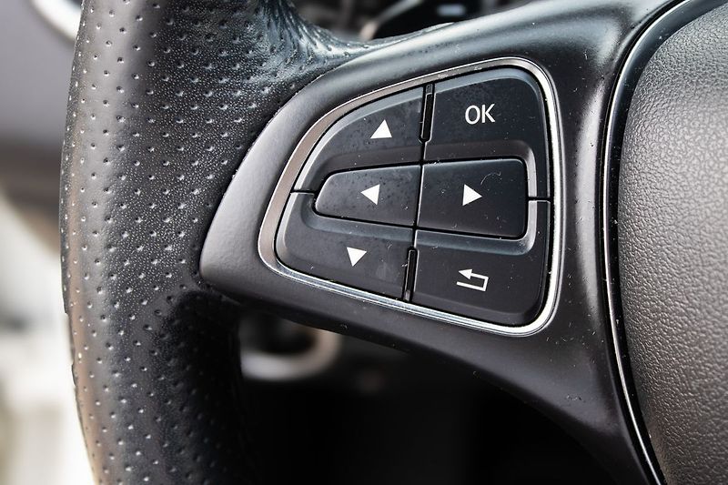 Mercedes-Benz CLA Doložitelný servis, nové letní - fotka 26 z 36