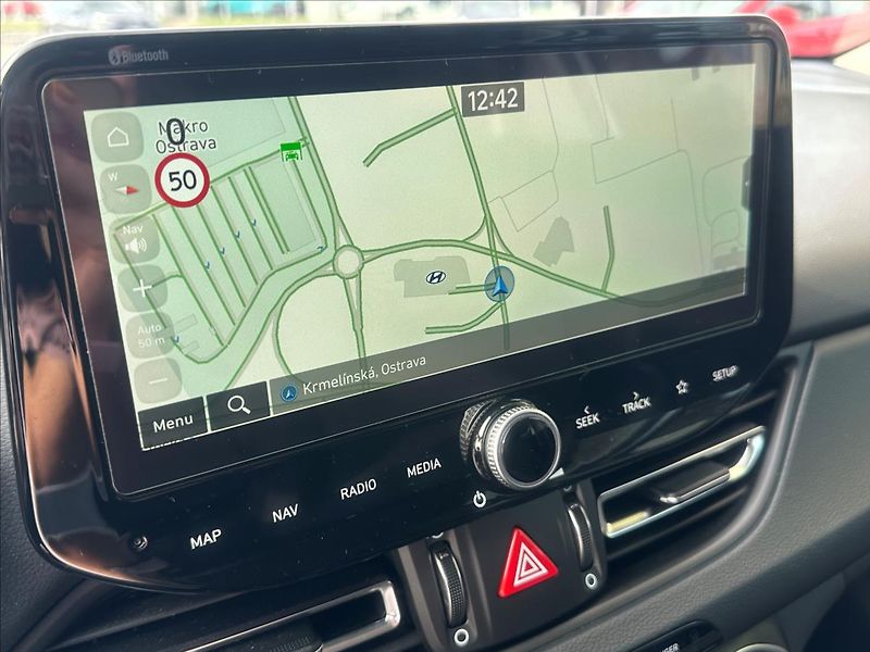 Hyundai i30 1,5 TGDI MH MT SM PLUS NAV - fotka 24 z 29
