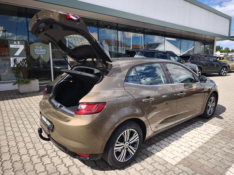 Renault Mégane 2016 ČR 1.5dCi 81kW EDC Intens - fotka 25 z 27
