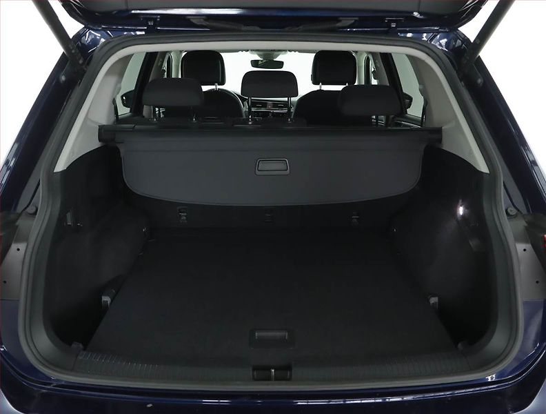 Volkswagen Tiguan Allspace (2022) 2.0 TDI - fotka 14 z 17