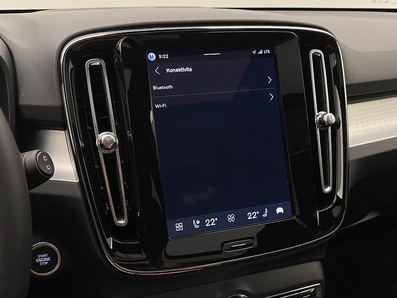 Volvo XC40 (2026) B3 AUT DARK ULTRA  - fotka 55 z 61