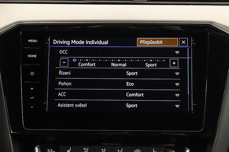 Volkswagen Passat (2019) 2.0 BiTDI - fotka 19 z 23