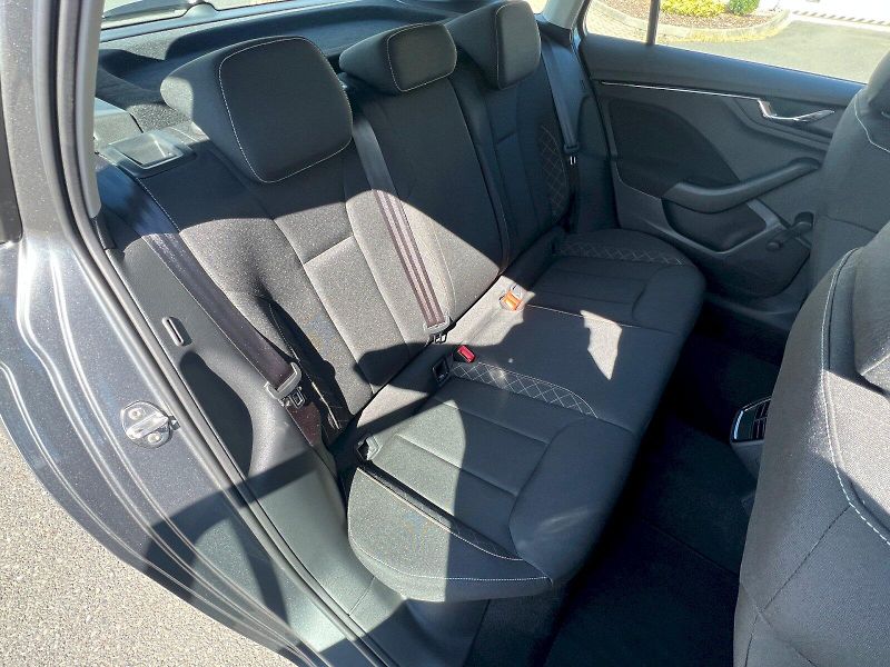 Škoda Kamiq (2023) Ambition 1.0TSi 81kW 6°manuáln - fotka 16 z 27