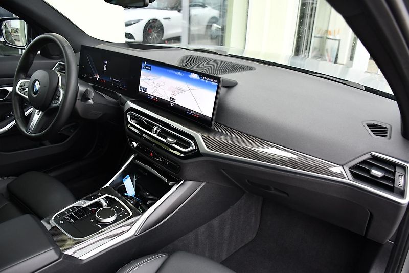 BMW Řada 3 320d xDrive MSPORT ČR 3LZÁRUKA - fotka 18 z 46