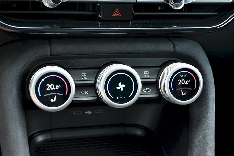 Škoda Kodiaq (2025) SPORTLINE 2.0 TSI 150kW 4x4 DS - fotka 15 z 29
