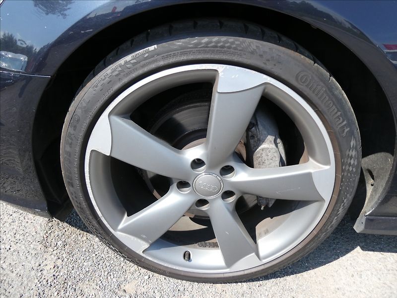 Audi A6 3,0 TDI 160kW quattro,2 x kola - fotka 11 z 54