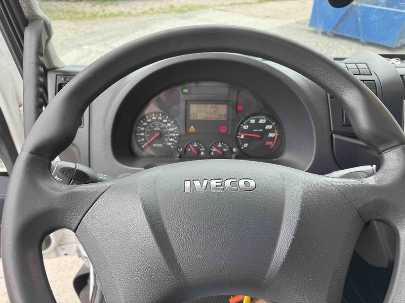 Iveco Eurocargo (2015) 150E25 E6 - skříň - čelo  - fotka 20 z 24