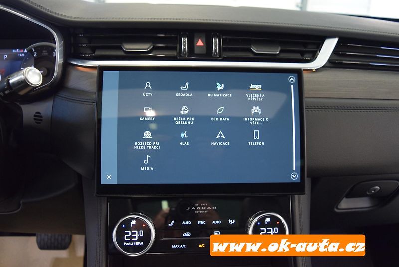 Jaguar F-Pace 2.0 D AWD S 83 000 KM 2021 - fotka 45 z 65
