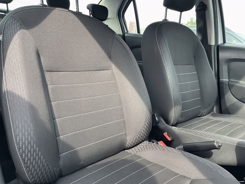 Dacia Logan (2020) 1.0 TCe,54kW,Klima - fotka 26 z 28
