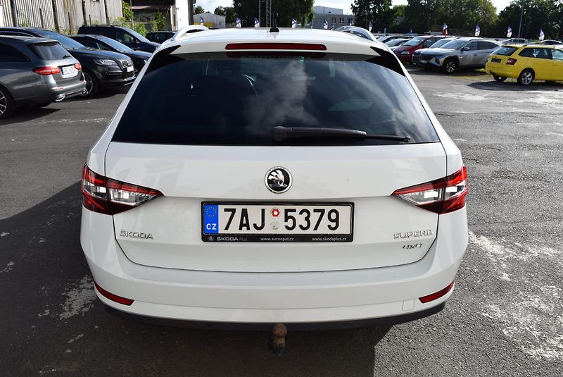 Škoda Superb (2019) 2.0TDI 110kw 4x4 L&K DSG TAŽNÉ - fotka 8 z 50