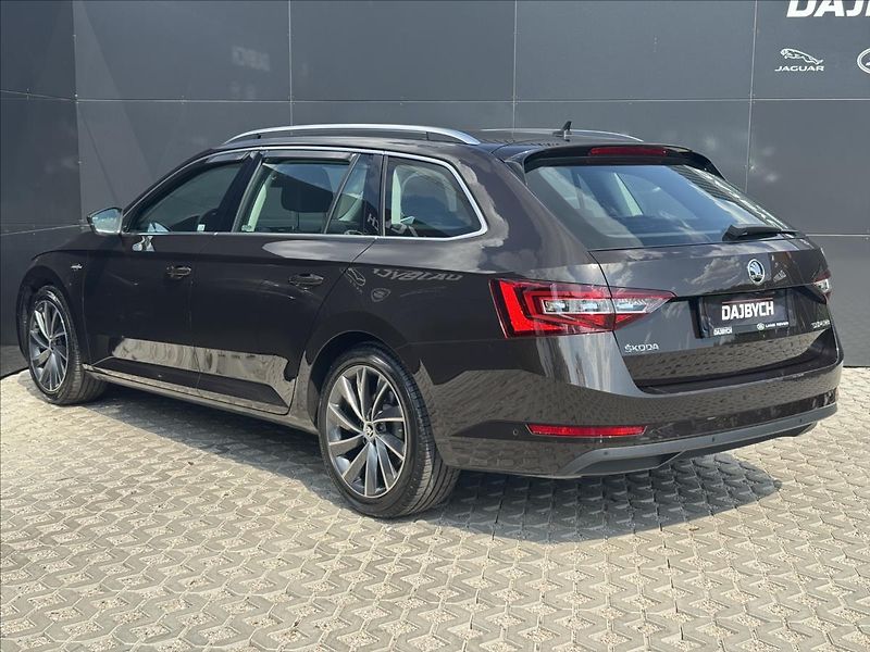 Škoda Superb 2,0 TDI 110kW L&K ČR 1.MAJITEL - fotka 6 z 33