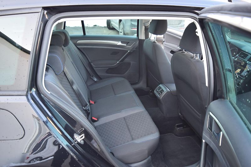 Volkswagen Golf Variant (2018) 1.4TSI 92kw COMFORTLIN PAN TAŽ - fotka 40 z 48