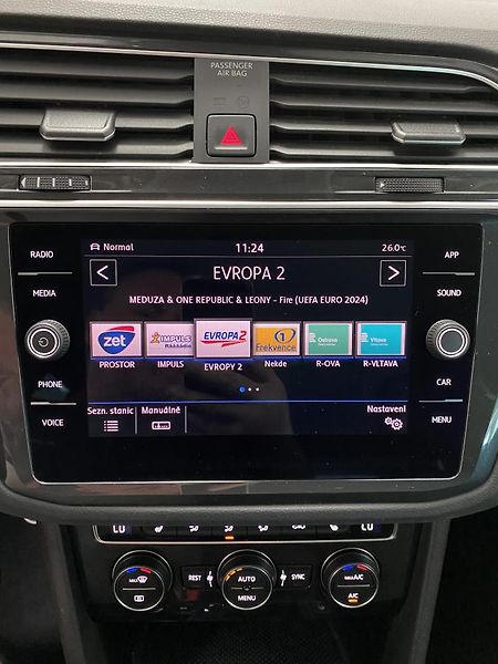 Volkswagen Tiguan 2.0 TSi 4x4 DSG REZERVACE  - fotka 31 z 37