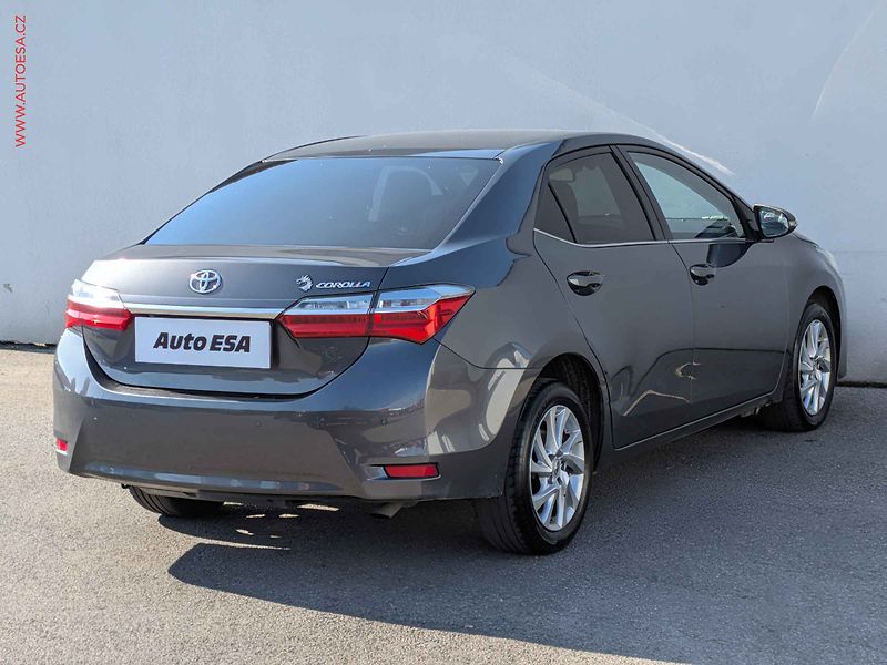Toyota Corolla (2016) 1.6VVT-i, ČR, STK9/28 - fotka 4 z 14