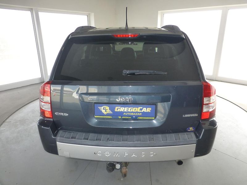 Jeep Compass (2008) 2,0CRDI*VYHŘ.SED*TAŽNÉ*ALU*4X4 - fotka 6 z 23
