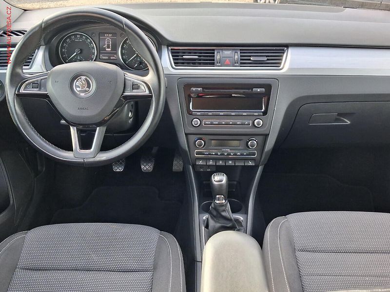 Škoda Rapid (2014) 1.6 TDi, ČR, Elegance - fotka 8 z 20