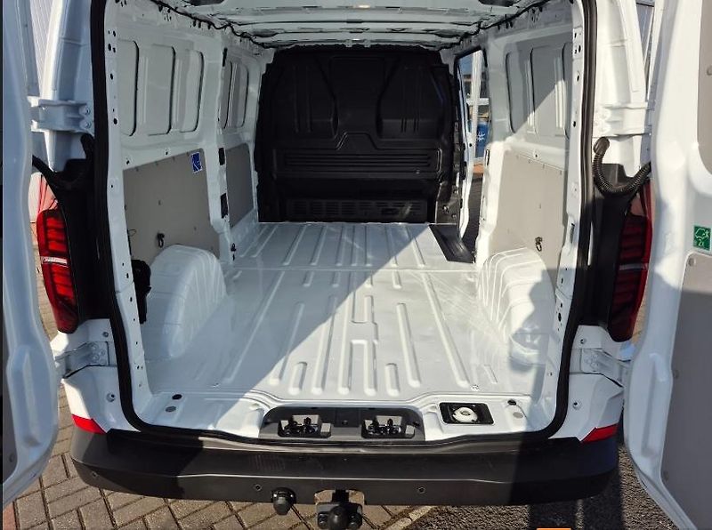 Volkswagen Transporter (2025) - fotka 6 z 9