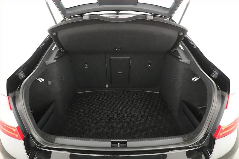 Škoda Octavia (2016) 1.6 TDI, Automat, Navi - fotka 17 z 18