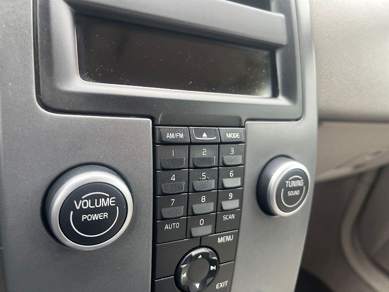 Volvo S40 1.6D 84KW*NOVÉ VSTŘIKY* - fotka 25 z 26