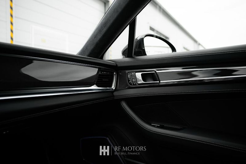 Porsche Panamera (2020) Turbo S E-Hybrid - fotka 36 z 55