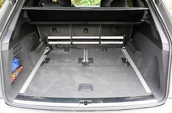 Audi Q7.
