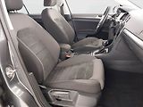 Volkswagen Golf (2018) Comfortline 1.6 TDI, Automat - náhled 9