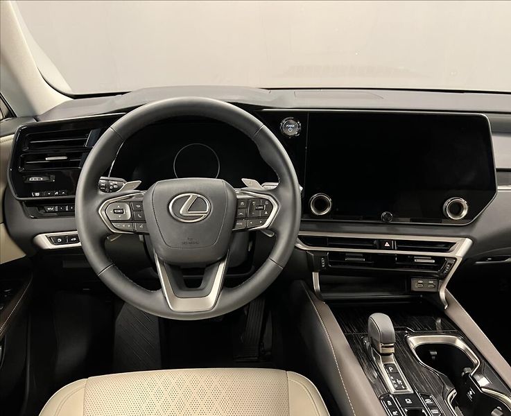 Lexus RX 450h plus 450H+ 2,5 PHEV EXECUTIVE - fotka 5 z 18