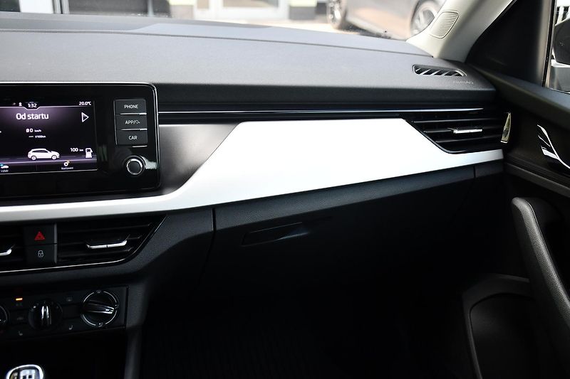 Škoda Scala 1.5TSi ČR 1M - fotka 8 z 37