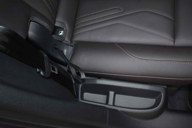 Cupra Terramar vyhoví rodinám i díky příjemným jízdním vlastnostem.
