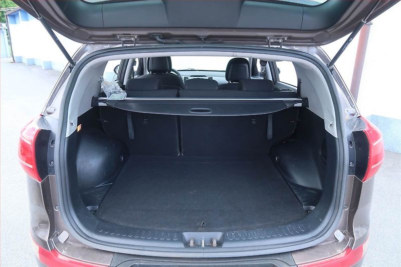 Kia Sportage (2013) 1.7 CRDi, Serv.kniha, Tempomat - fotka 14 z 17