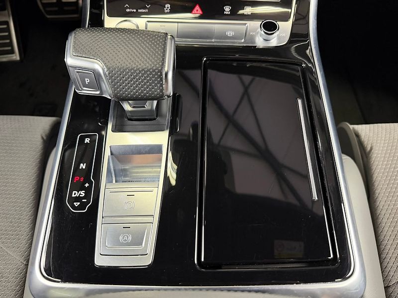 Audi Q8 50TDI QUATTRO S-LINE, VZDUCH, - fotka 21 z 29