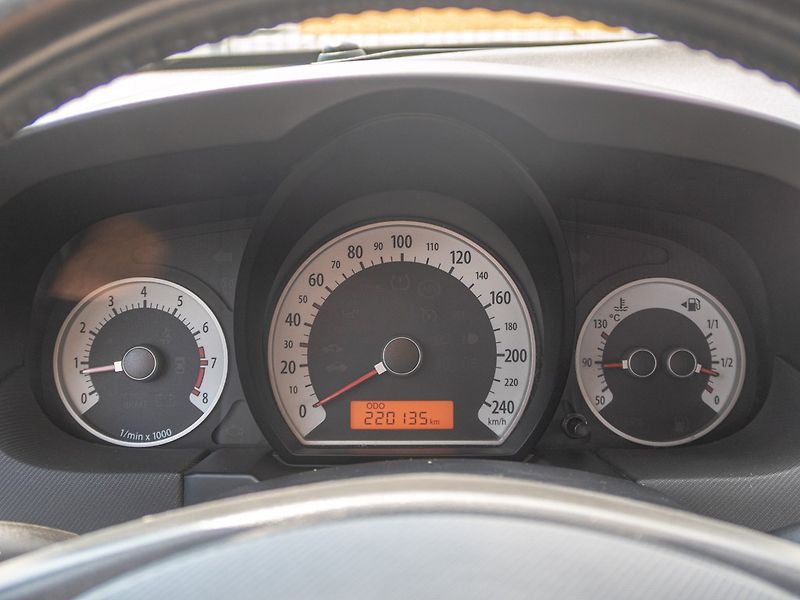 Kia Ceed (2007) ČR 12/07 1.4i 80KW - fotka 18 z 40